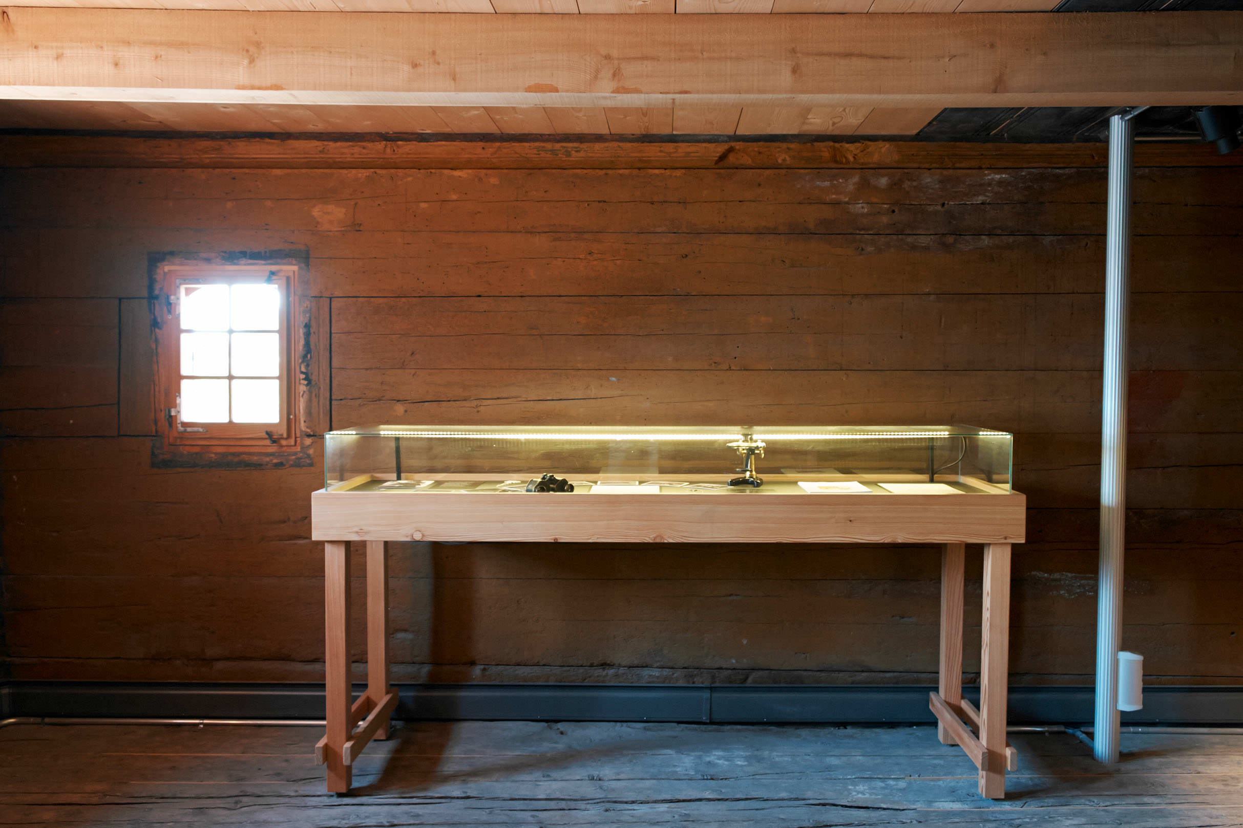 E13451 xPro 9982 j2560